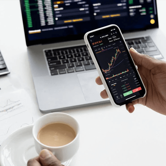 QuantumTraderX - Kryptovaluutta-asiantuntijoiden ryhmä